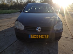 Volkswagen Golf - 2.0 FSI Sportline