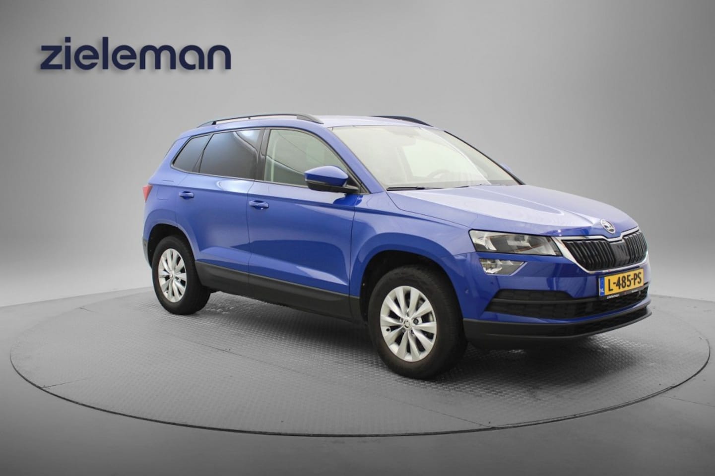 Skoda Karoq - 1.0 TSI Business Edition - Carplay, Cruise, Trekhaak, Stoelverw. - AutoWereld.nl
