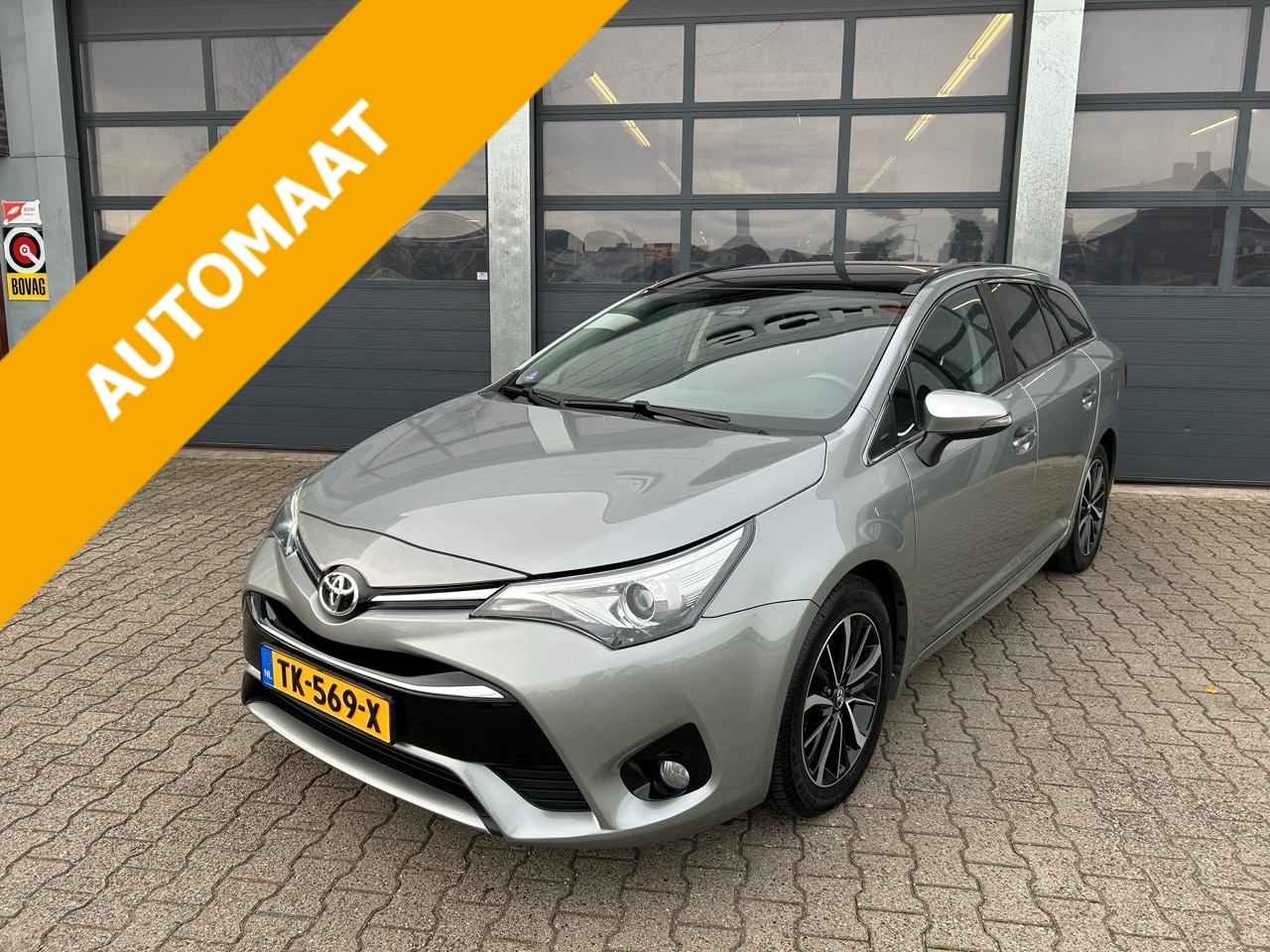 Toyota Avensis - 1.8 VVT-i 147pk Skyview Edition - AutoWereld.nl