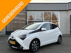 Toyota Aygo X - X-JOY APPLE/ANDROID CLIMA CAMERA 15"LM-VELGEN ALL-SEASON NL-AUTO DEALER-ONDERHOUDEN