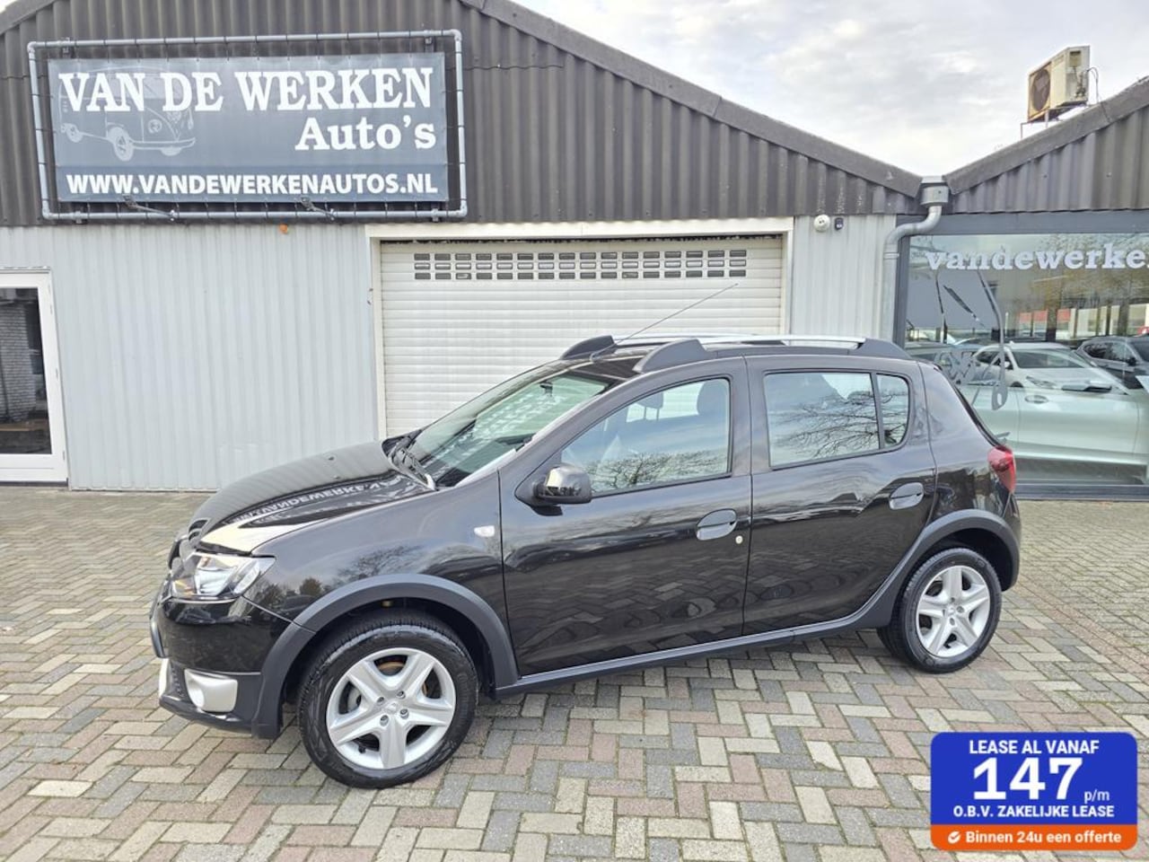 Dacia Sandero Stepway - 0.9 TCe Lauréate UNIEK 43dkm Nap|Airco|Navi|Cruise|Trekhaak!!! - AutoWereld.nl