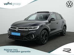 Volkswagen T-Roc - 1.5 TSI 150 pk DSG R-Line Edition | Panoramadak | Trekhaak | IQ Light | Achteruitrijcamera