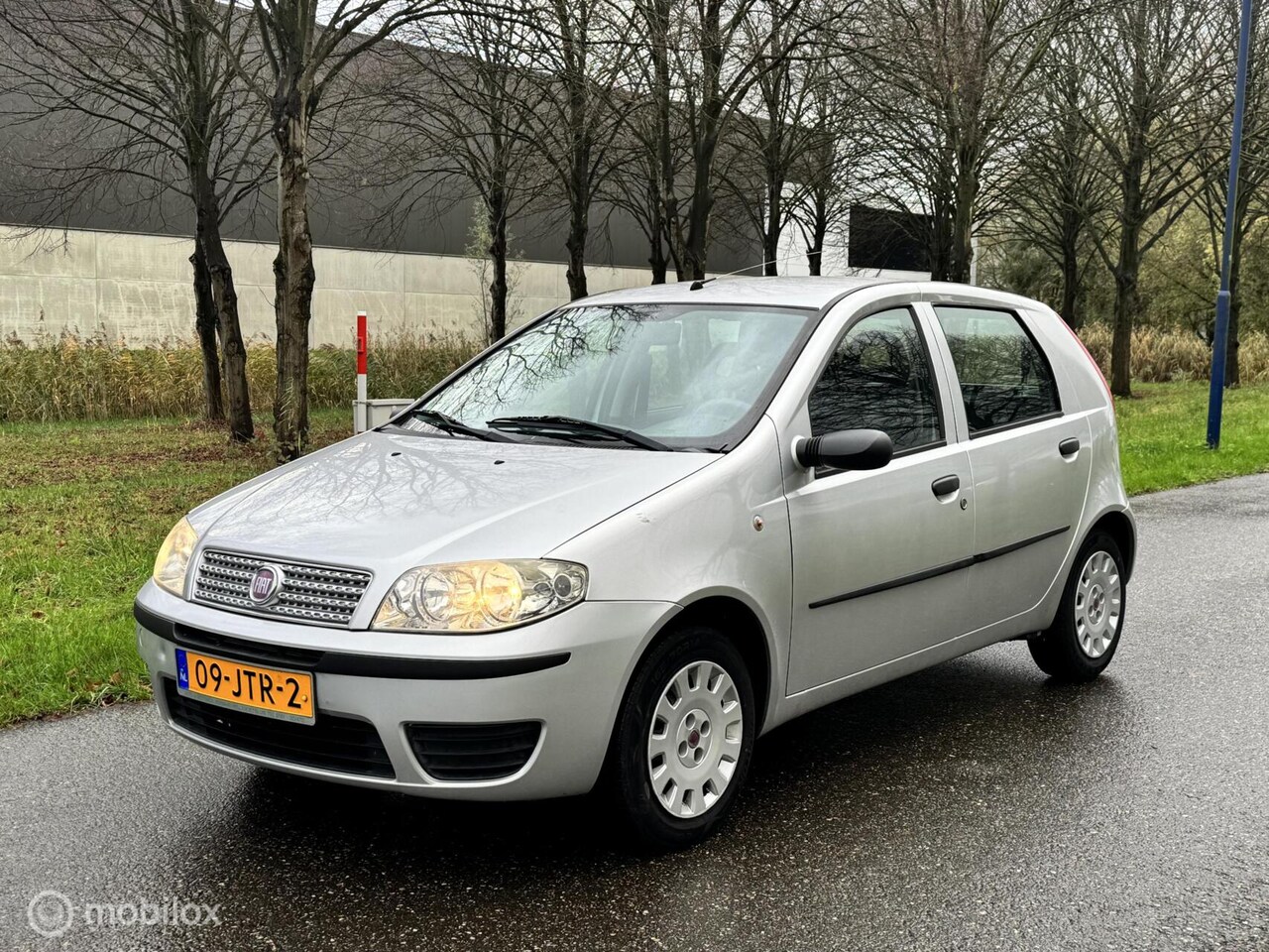 Fiat Punto - 1.2 Active*NEW APK 12/26*ELEK. RAMEN*NAP*5 DRS - AutoWereld.nl