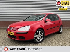 Volkswagen Golf - 1.6 FSI Trendline|Airco|Trekhaak|Bluetooth|L.M. velgen|