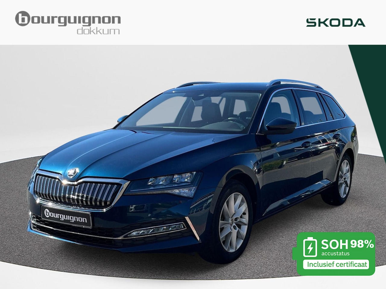 Skoda Superb Combi - 1.4 TSI iV Business Edition Plus | PHEV | 218 pk | Trekhaak | Leder | Elec. klep | SOH 98% - AutoWereld.nl