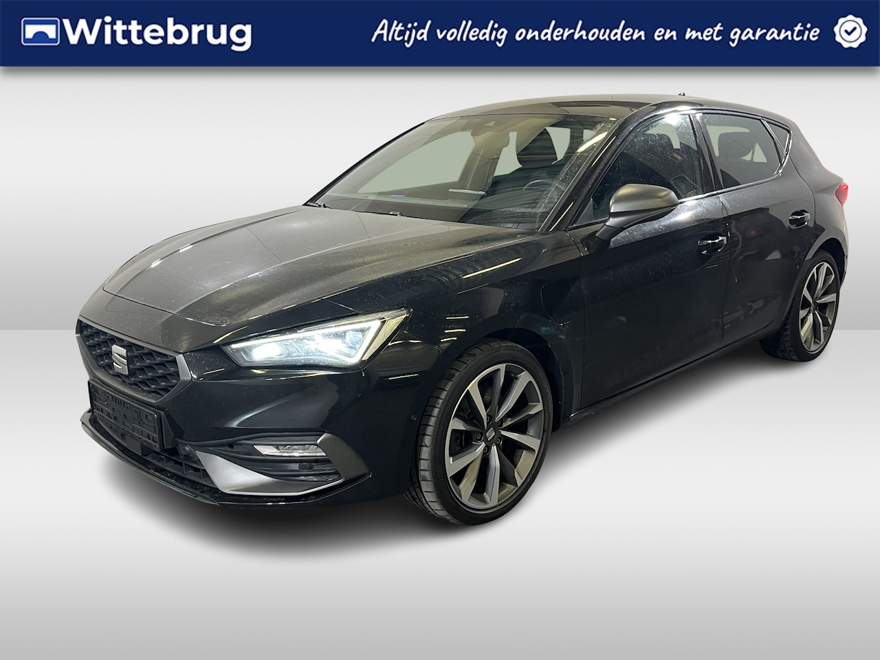 SEAT Leon - 1.4 TSI eHybrid PHEV FR / AUTOMAAT/ KEYLESS/ FULL LINK/ PARK. SENSOREN + CAMERA/ LED/ ELEK - AutoWereld.nl