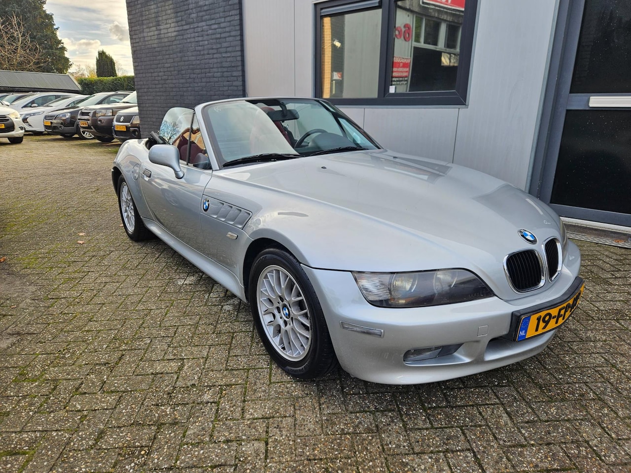 BMW Z3 Roadster - 1.9i s |Eerste Eigenaar|Stoelverwarming|Airco - AutoWereld.nl