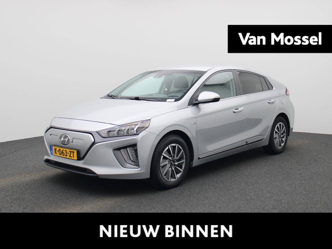 Hyundai IONIQ - Comfort EV 38 kWh | STOELVERWARMING | NAVIGATIE | ACHTERUITRIJCAMERA | LICHTMETALEN VELGEN - AutoWereld.nl
