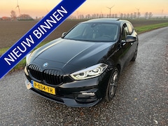 BMW 1-serie - 118i Business Edition Carplay Panormadak enz