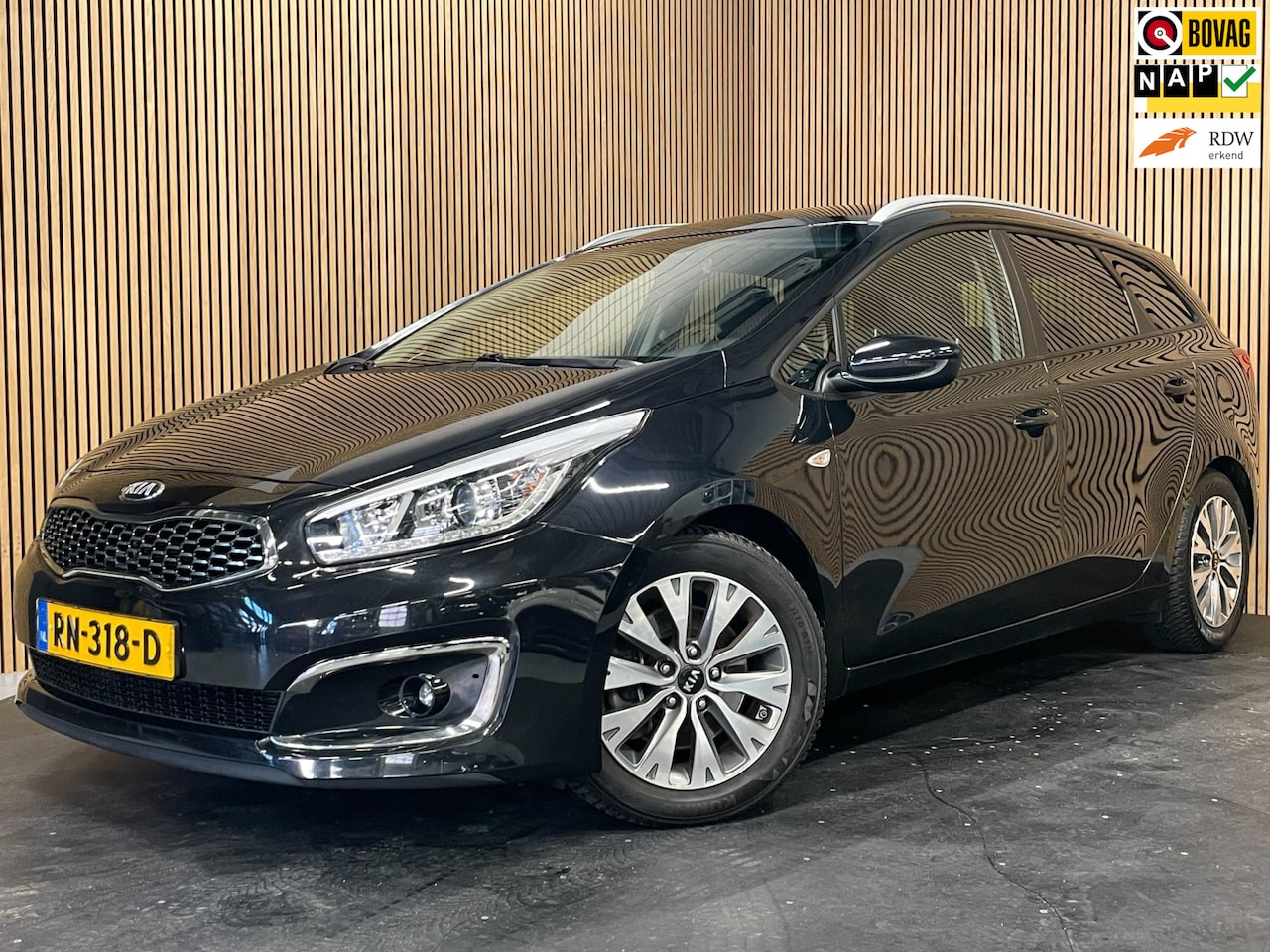Kia Cee'd Sportswagon - 1.0 T-GDi ComfortPlusLine Navigator|NAVI|ANDROID/CARPLAY|CAMERA|STOELVERW|CLIMATE+CRUISE C - AutoWereld.nl