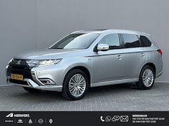 Mitsubishi Outlander - 2.4 PHEV Instyle / Trekhaak (Trekgewicht 1.500kg) / Elektrisch Glazen Schuif- en Kanteldak