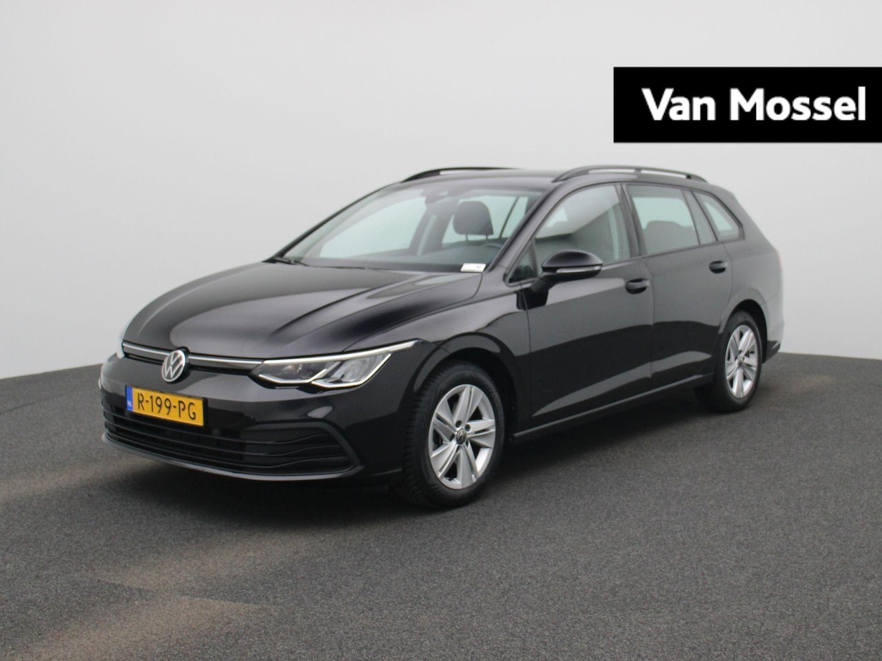 Volkswagen Golf Variant - 1.0 TSI Life | Navigatie | Airco | Cruise Control | 16 Inch Velgen | Parkeersensoren | - AutoWereld.nl