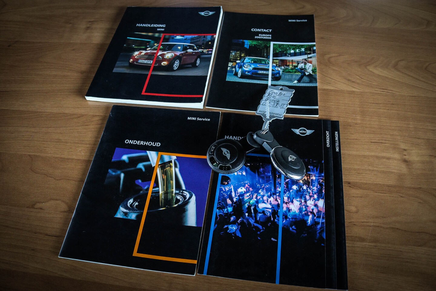 MINI Cooper - Mini 1.6 Net binnen; Jouw droomauto? - AutoWereld.nl