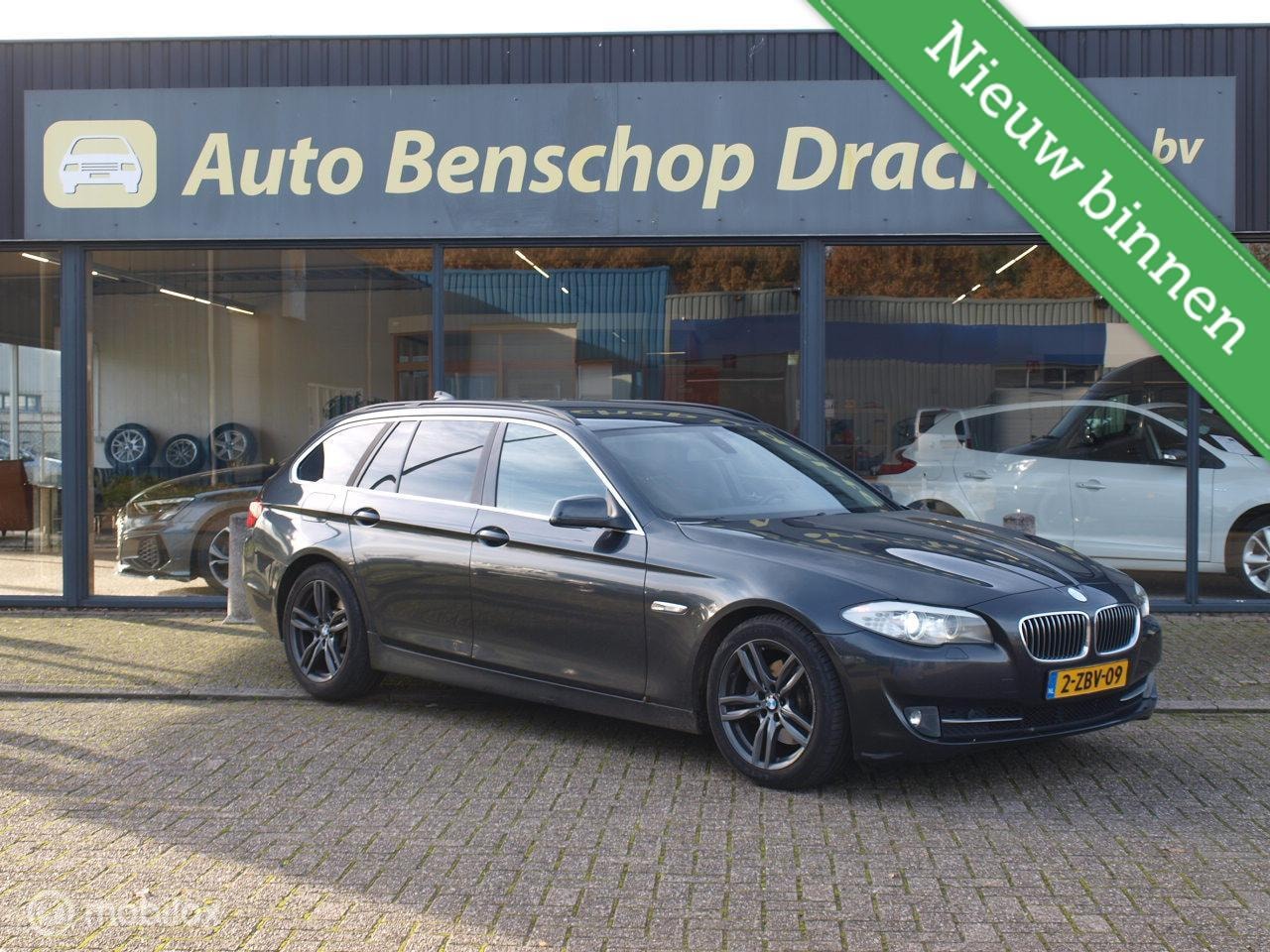 BMW 5-serie Touring - 520d Executive Xenon 18Velge Apk 11.26 - AutoWereld.nl