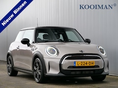 MINI Cooper - 1.5 136pk Classic 17 inch / Carplay / Navi / Stoelverwarming / Keyless