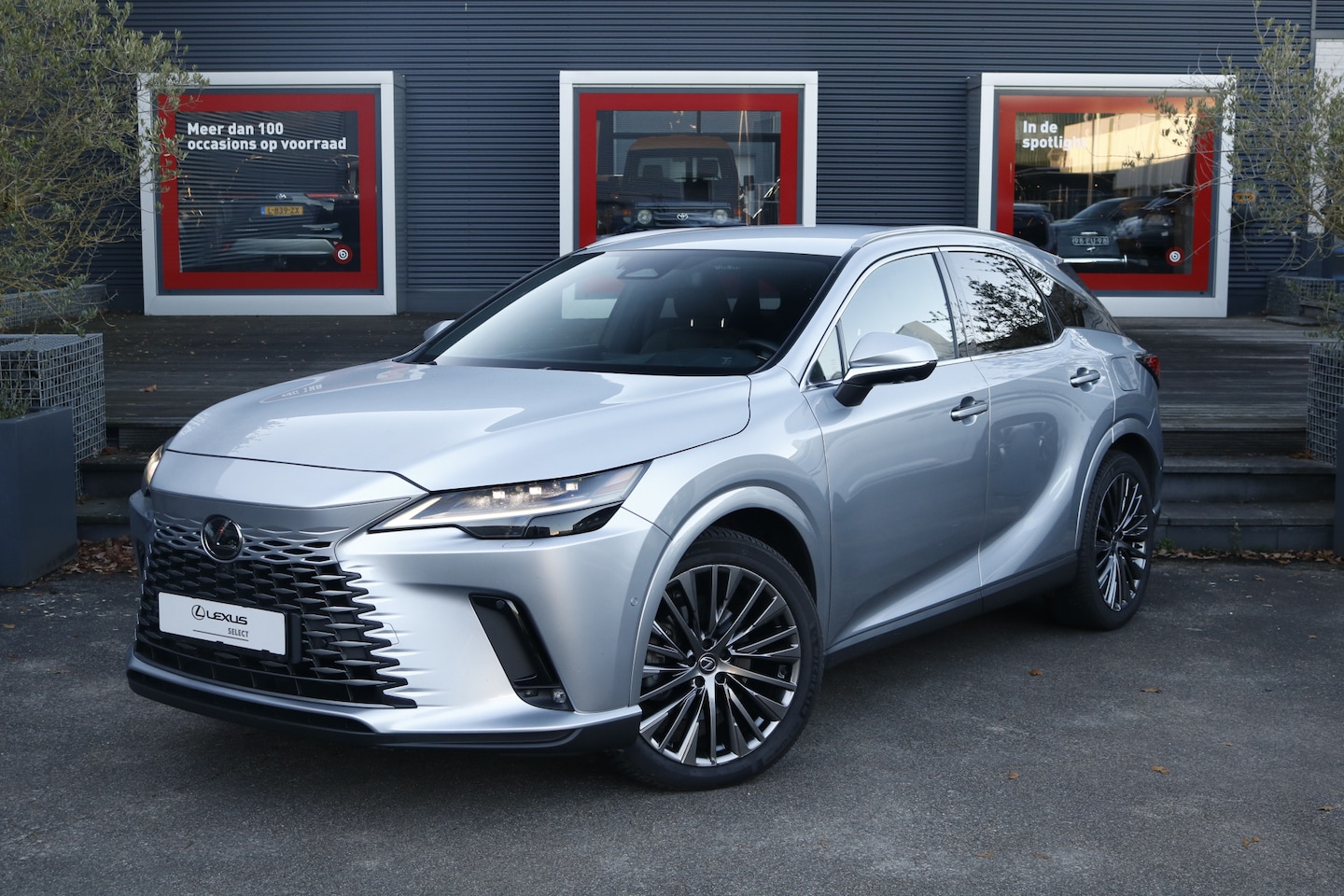 Lexus RX 450h - 450h+ Plug-in Hybrid President Line Mark Levinson | HUD - AutoWereld.nl
