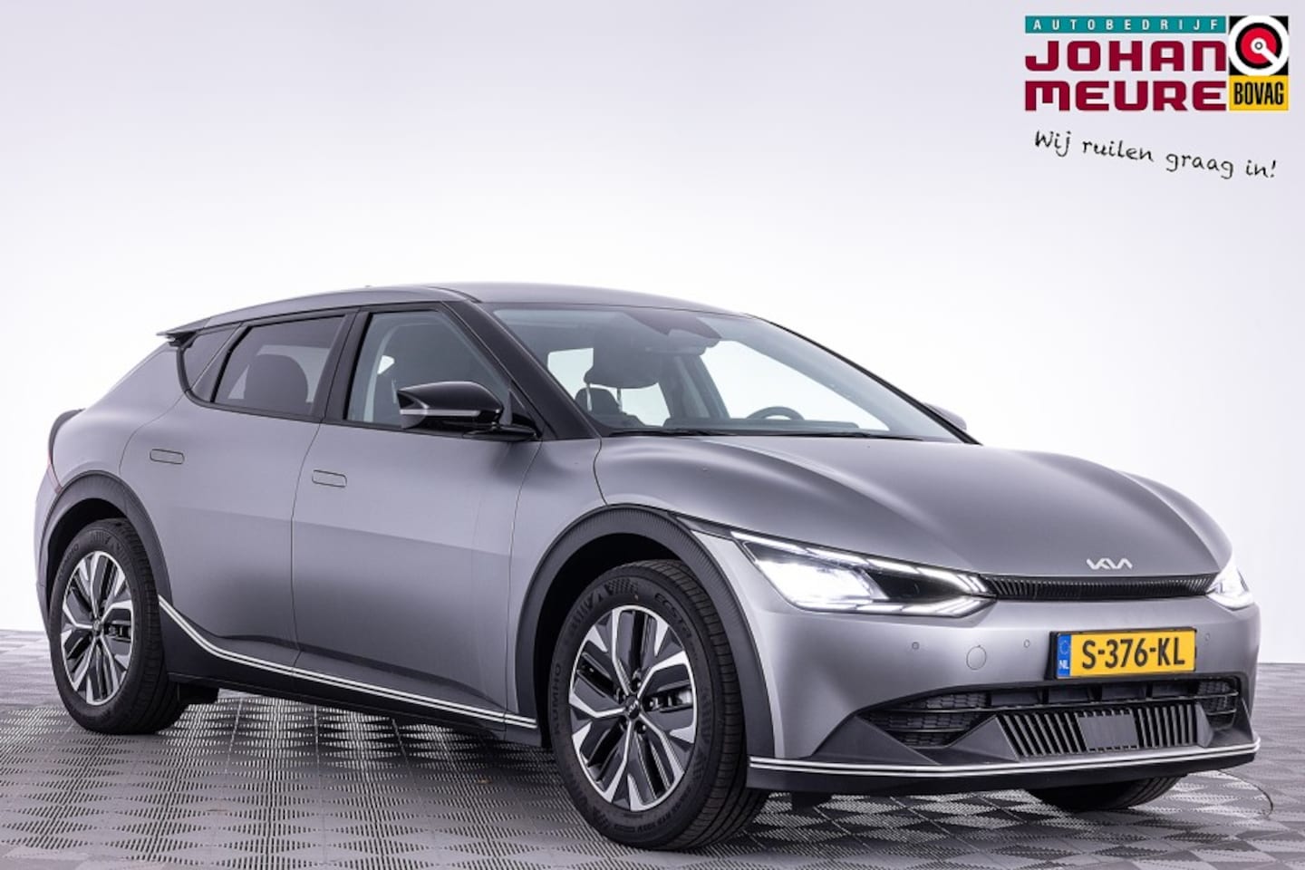 Kia EV6 - Air 58 kWh *MAT GRIJS* Half LEDER | Full LED | Trekhaak ✅ 1e Eigenaar - AutoWereld.nl