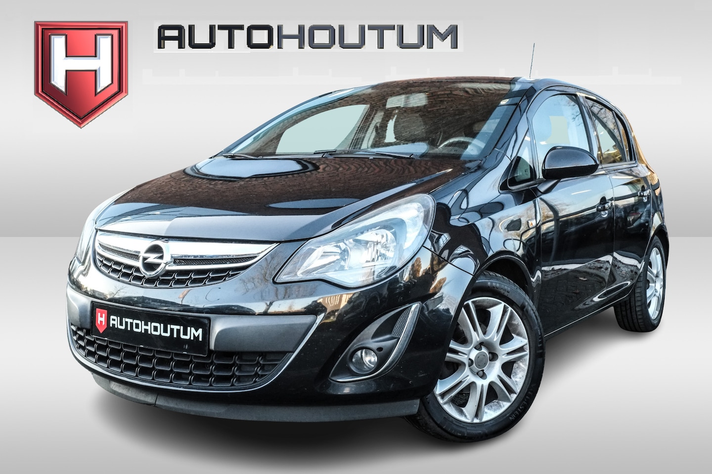 Opel Corsa - 1.2-16V BlitZ Navigatie, Stuurverwarming - AutoWereld.nl