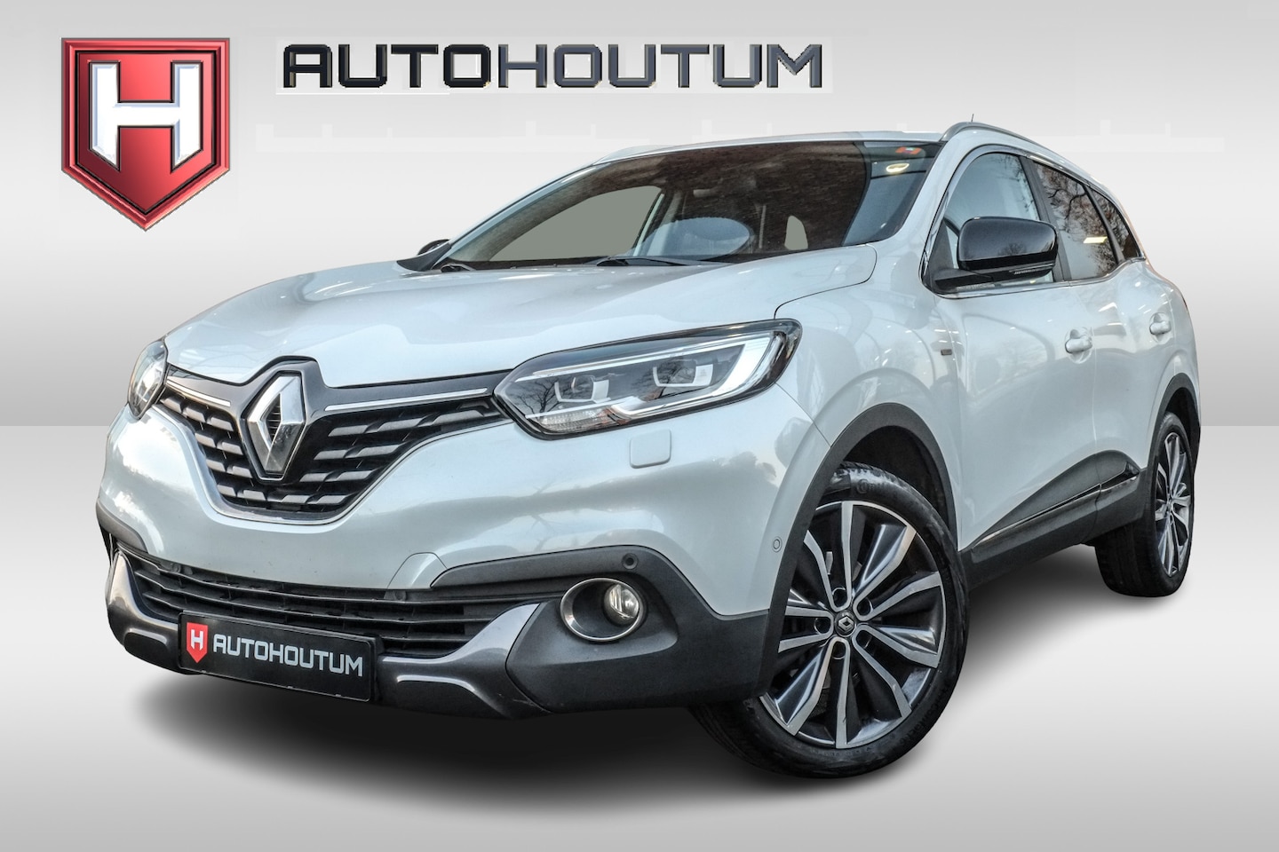 Renault Kadjar - 1.5 dCi AUT Bose Navigatie, Achteruitrijcamera, Stoelverwarming - AutoWereld.nl