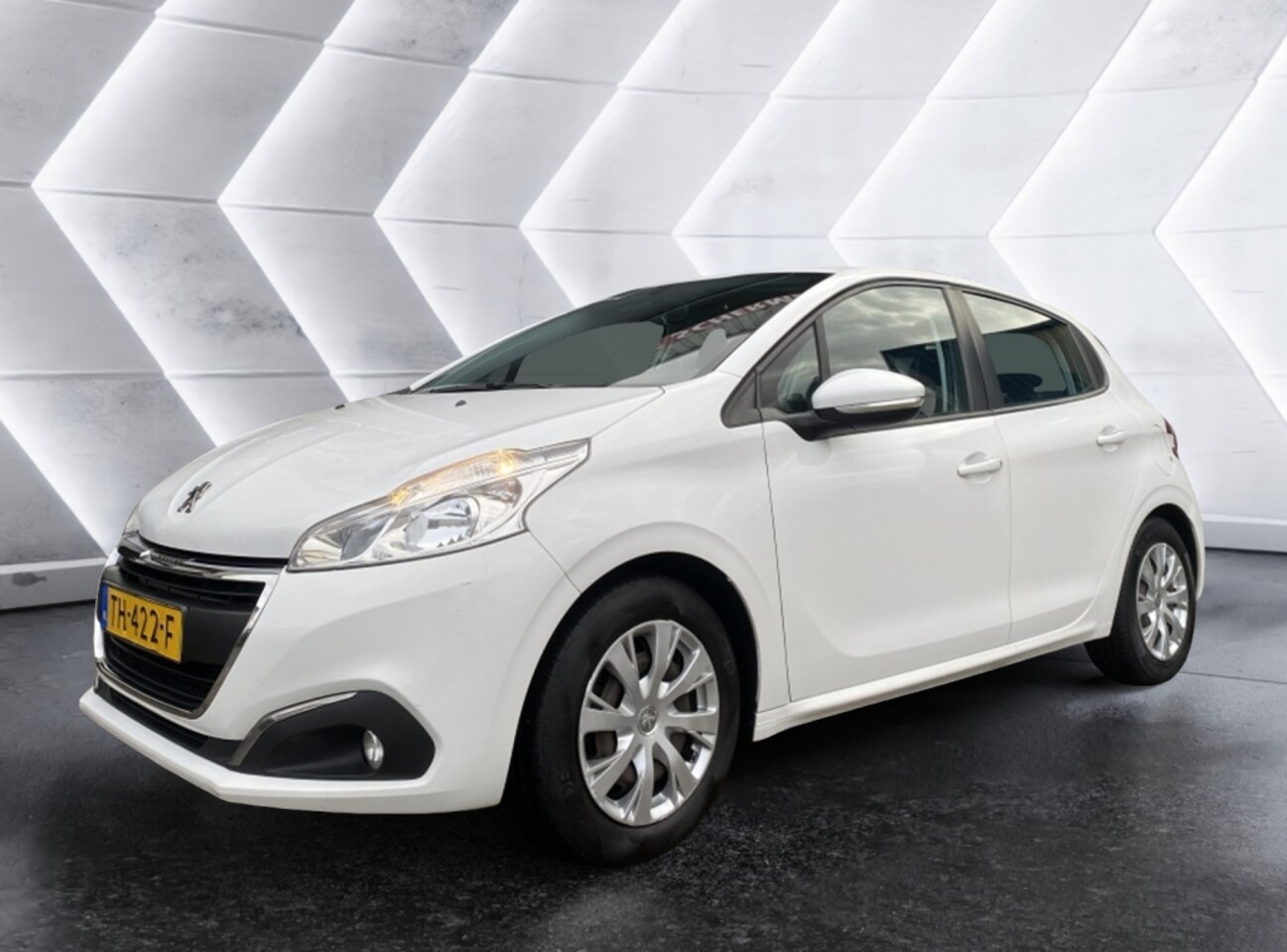 Peugeot 208 - 1.2 PureT. Blue Lion - AutoWereld.nl