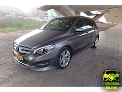 Mercedes-Benz B-klasse - 180 Ambition, Automaat, Leder, 2 sets velgen, Nieuwstaat