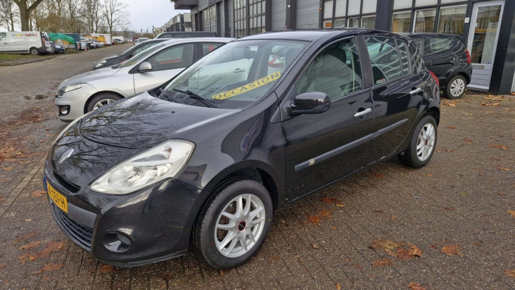 Renault Clio - 1.2 TCe Authentique 1.2 TCe Authentique