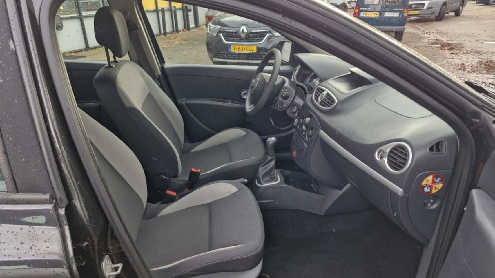 Renault Clio - 1.2 TCe Authentique 1.2 TCe Authentique