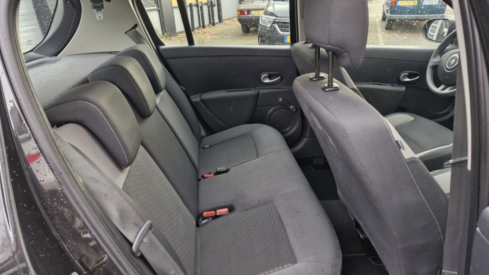 Renault Clio - 1.2 TCe Authentique 1.2 TCe Authentique