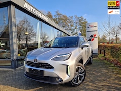 Toyota Yaris Cross - 1.5 Hybrid 130 Executive/ELECTR A-KLEP/PARKSENS V+A/LEDER+STOF/STOEL-EN STUURVERWARMING/18
