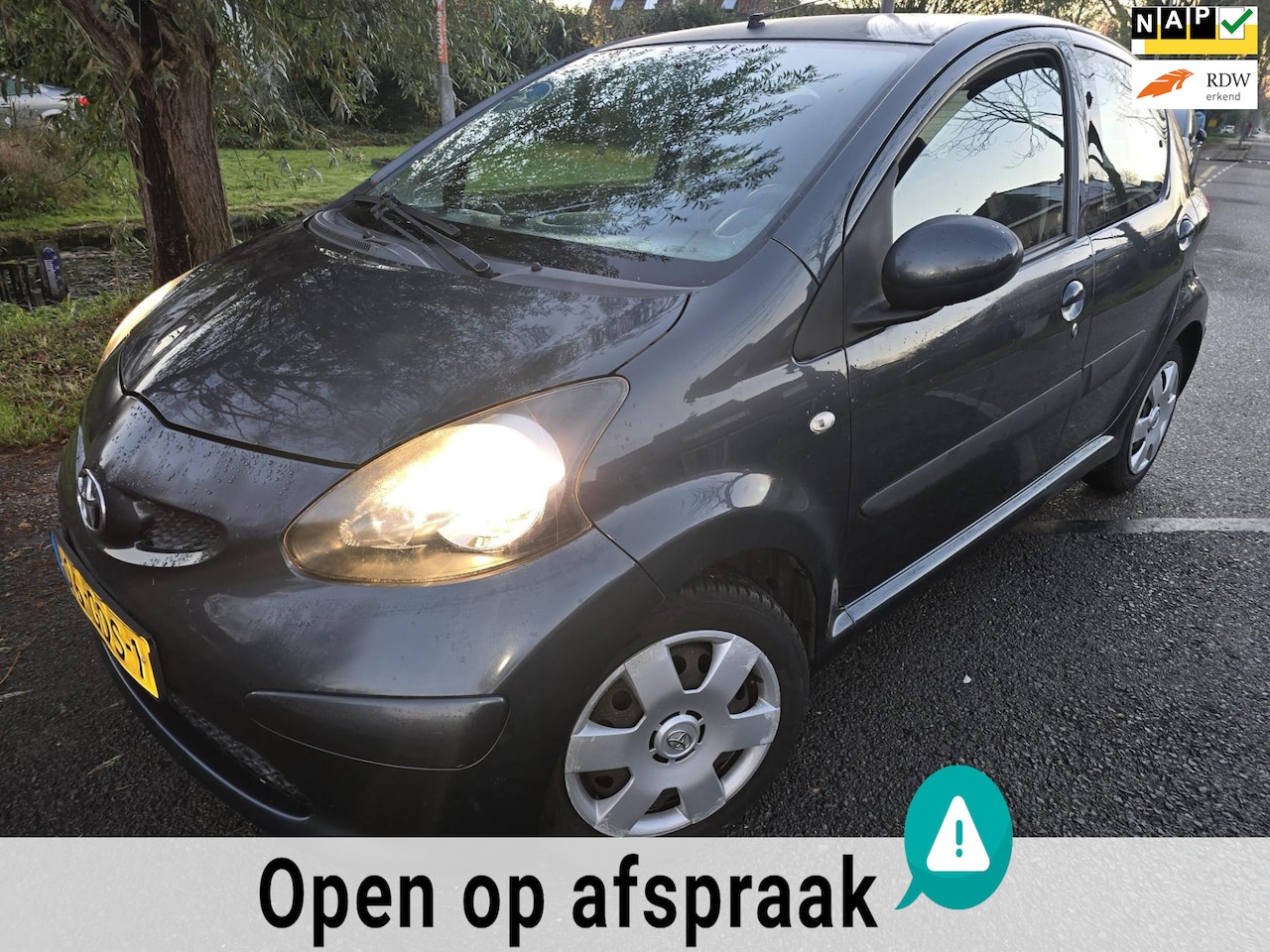 Toyota Aygo - 1.0-12V Comfort Automaat/5drs/APK 04-'26 - AutoWereld.nl