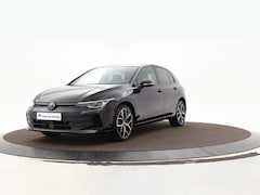 Volkswagen Golf - 1.5 204pk DSG eHybrid 50 Edition · Camera · Keyless · Apple/Android Car Play · Elek. Voors