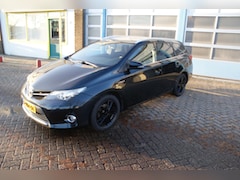 Toyota Auris Touring Sports - 1.8 Hybrid Lease