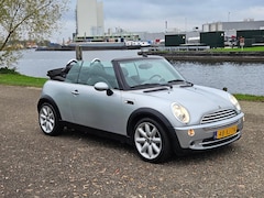 MINI Cabrio - 1.6 Cooper Chili / Stoelverwarming / Airco / cruisecontrol / boek / NAP