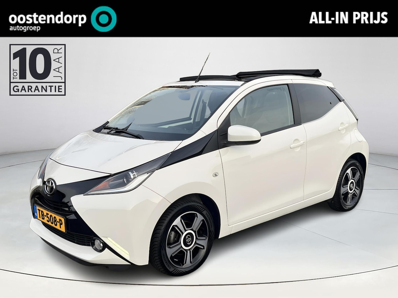 Toyota Aygo - 1.0 VVT-i x-pose | Navigatie | Achteruitrijcamera | Cabrio | Climate control - AutoWereld.nl