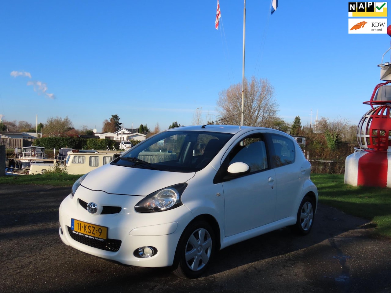 Toyota Aygo - 1.0-12V Comfort *2e EIG ! *Airco *Elek Ramen *CV *Onderhoudhistorie - AutoWereld.nl