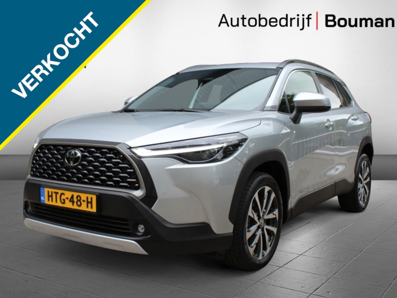 Toyota Corolla Cross - 1.8 HEV 140pk Teamplayer Winter / Tech / BSM / PDC / NAVI - AutoWereld.nl