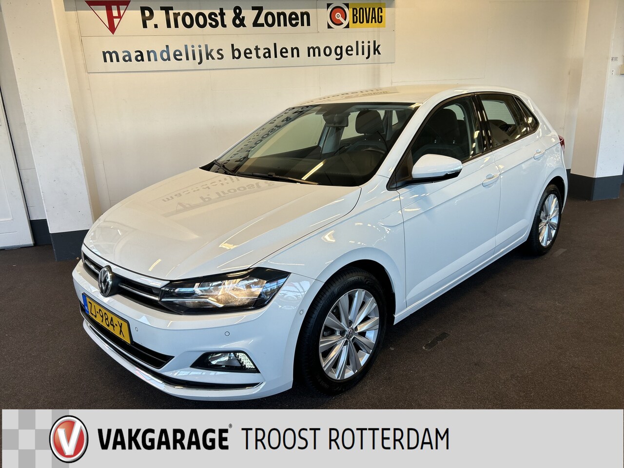 Volkswagen Polo - 1.0 TSI Highline Automaat | Automatisch inparkeren | Adaptieve cruise control | Adaptief o - AutoWereld.nl