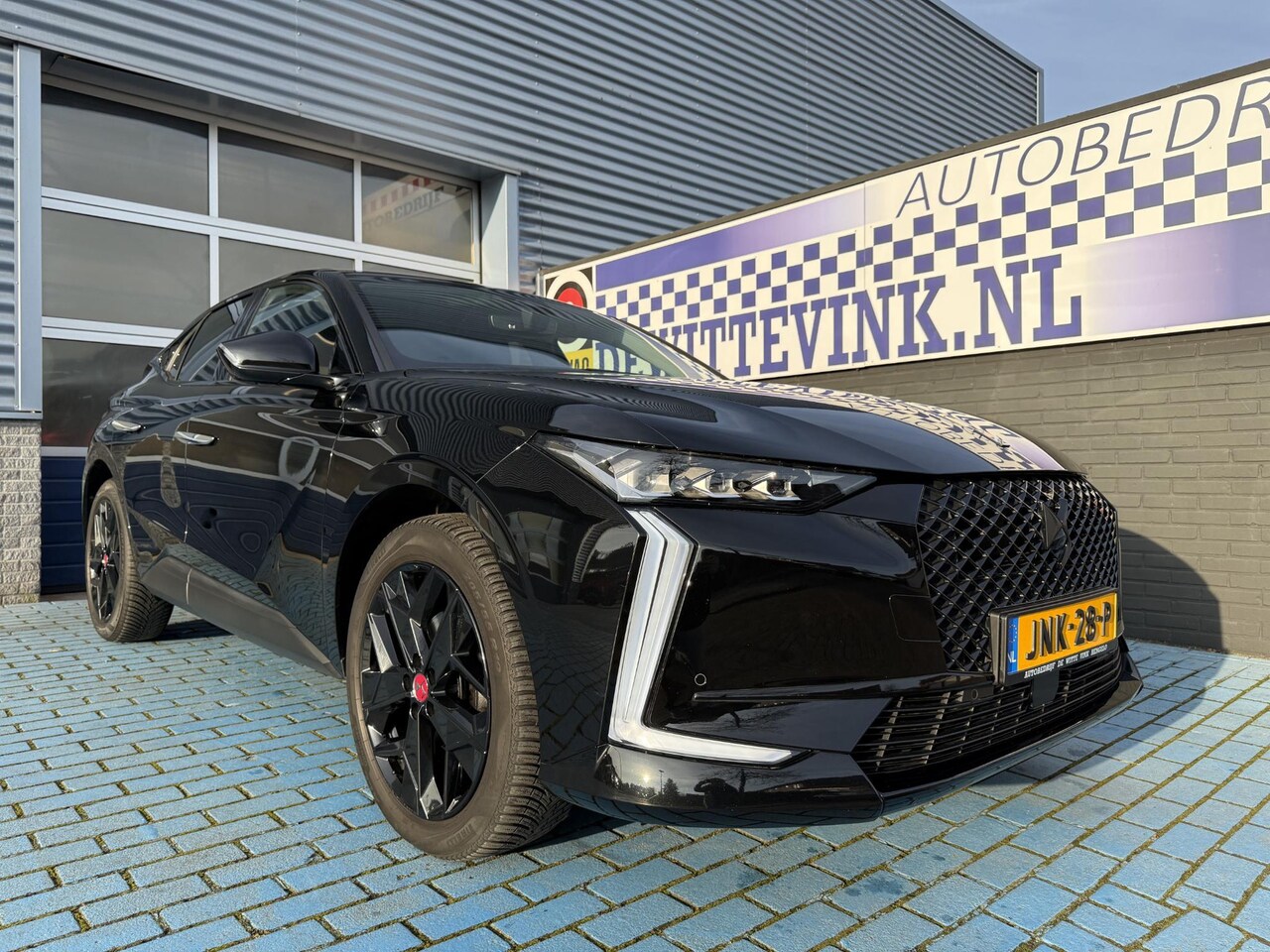 DS 4 - 1.2 PureTech Performance Line+ ADAP CRUISE STOELV - AutoWereld.nl