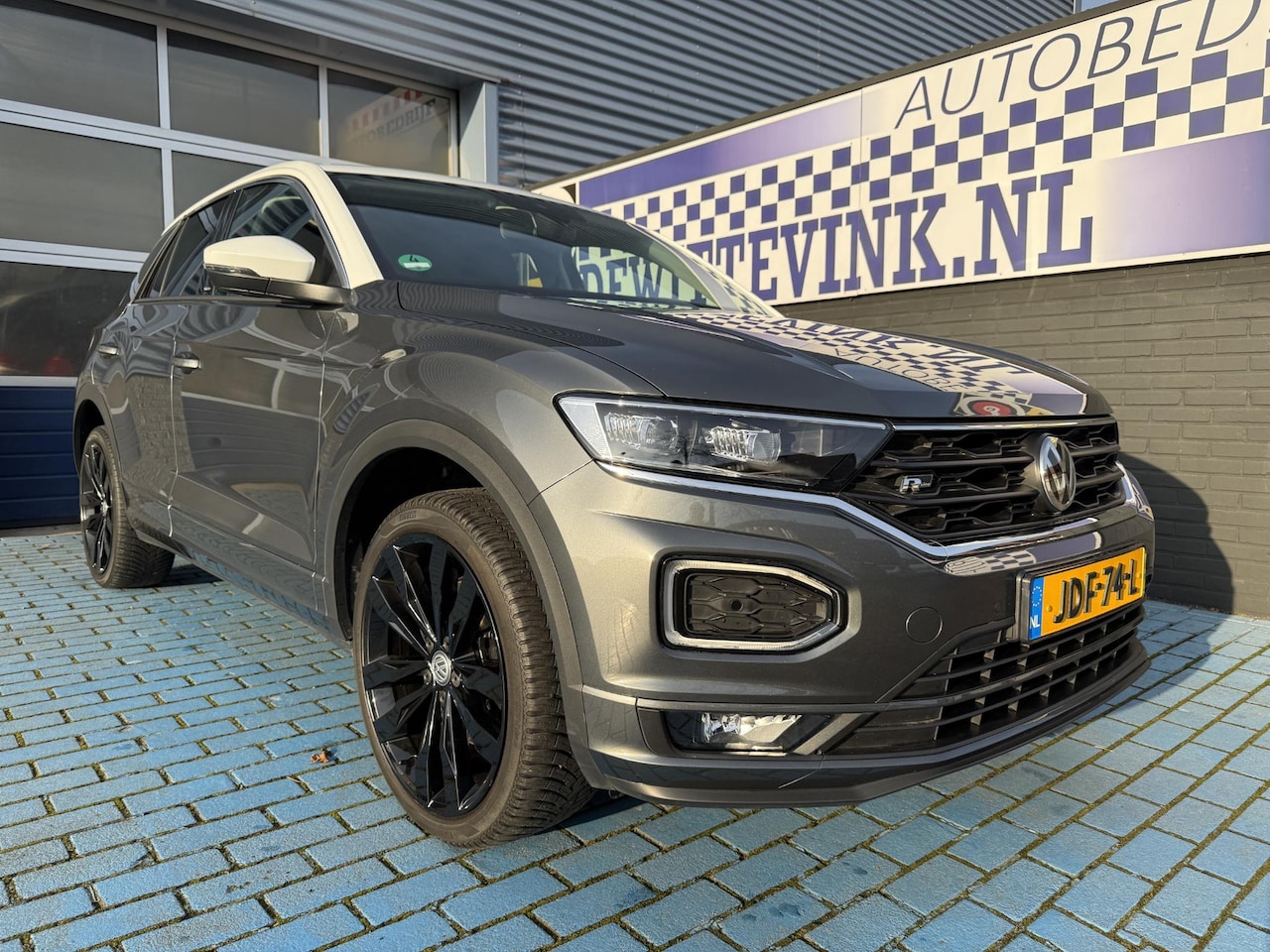 Volkswagen T-Roc - 1.5 ADAP CRUISE STOELVERW. TREKHAAK P-CAM APPLE - AutoWereld.nl
