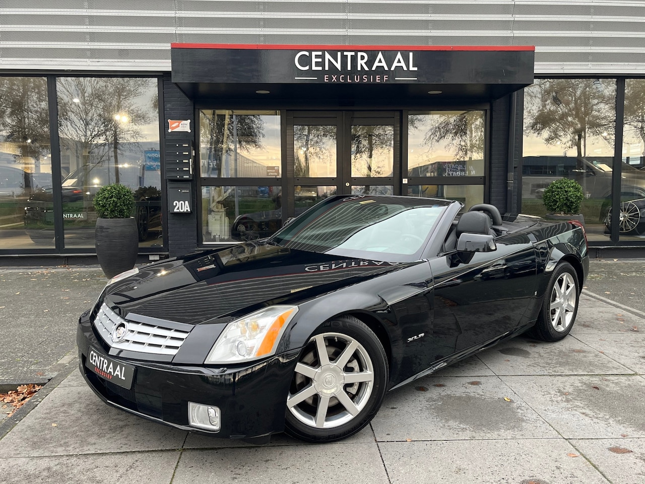 Cadillac XLR - 4.6 V8|Bose|Head-Up|Keyless|Leder|Pdc|Stoelverwarming|326PK - AutoWereld.nl