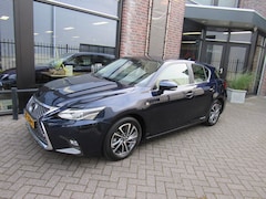 Lexus CT 200h - Hybrid 136pk E-CVT Edition 30 Trekhaak afneembaar