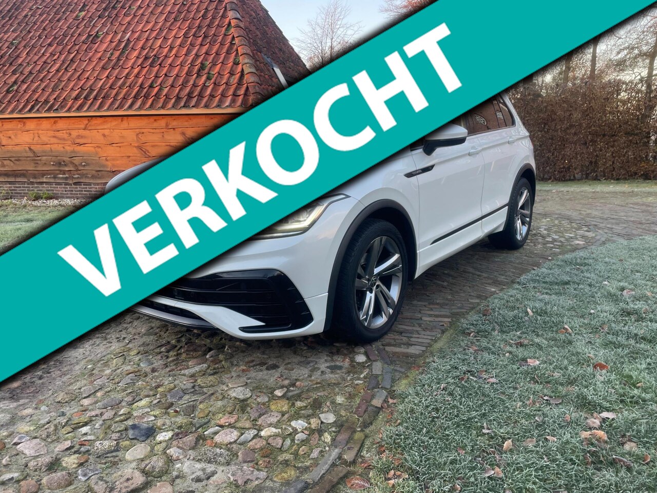 Volkswagen Tiguan - 1.5 TSI R-Line Business+-PANO-KEY LESS-LEER-BTW-NIEUW MODEL- - AutoWereld.nl