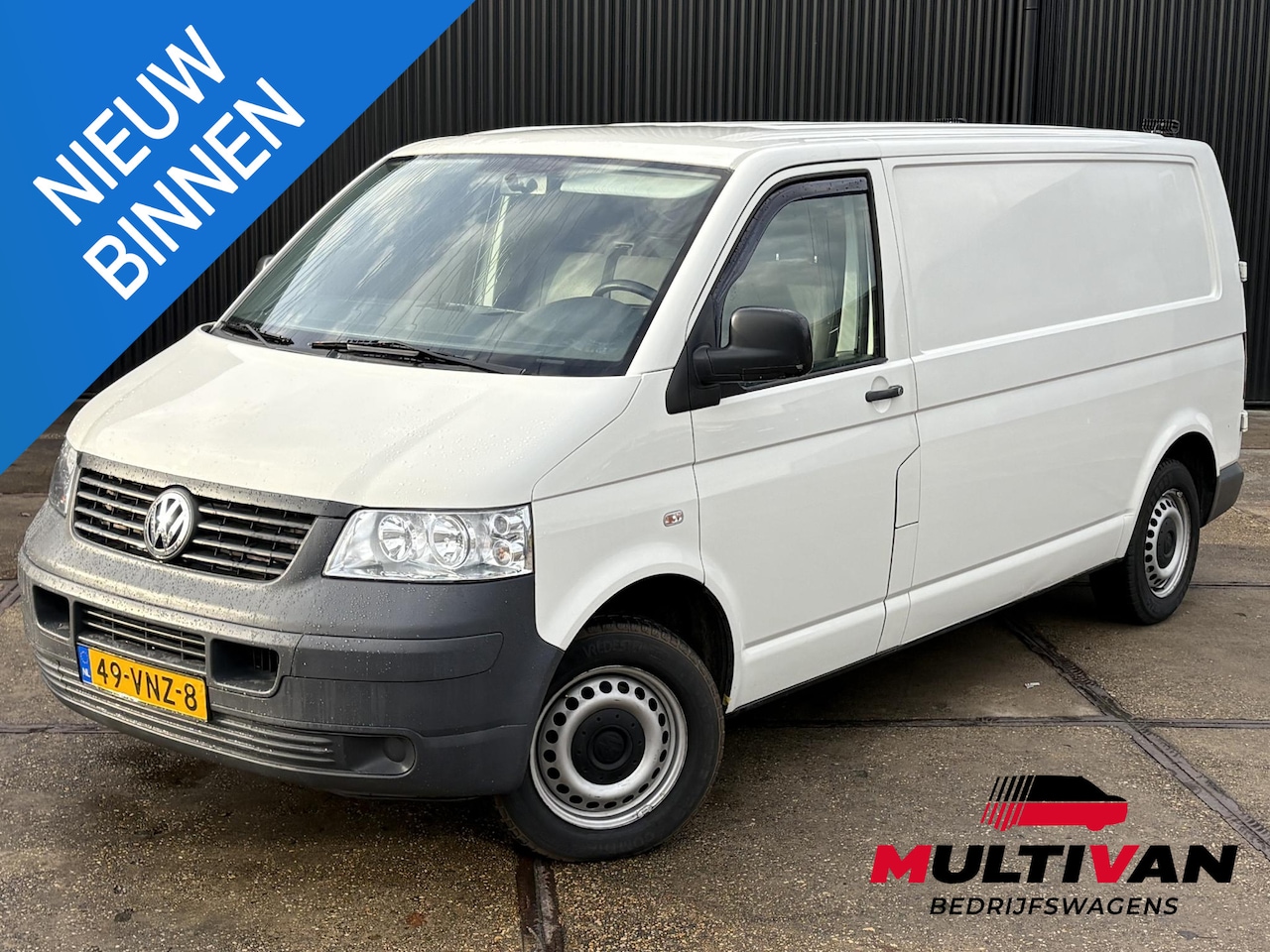 Volkswagen Transporter - 2.5 TDI 340 L2H1 | Werklampen | 131PK - AutoWereld.nl