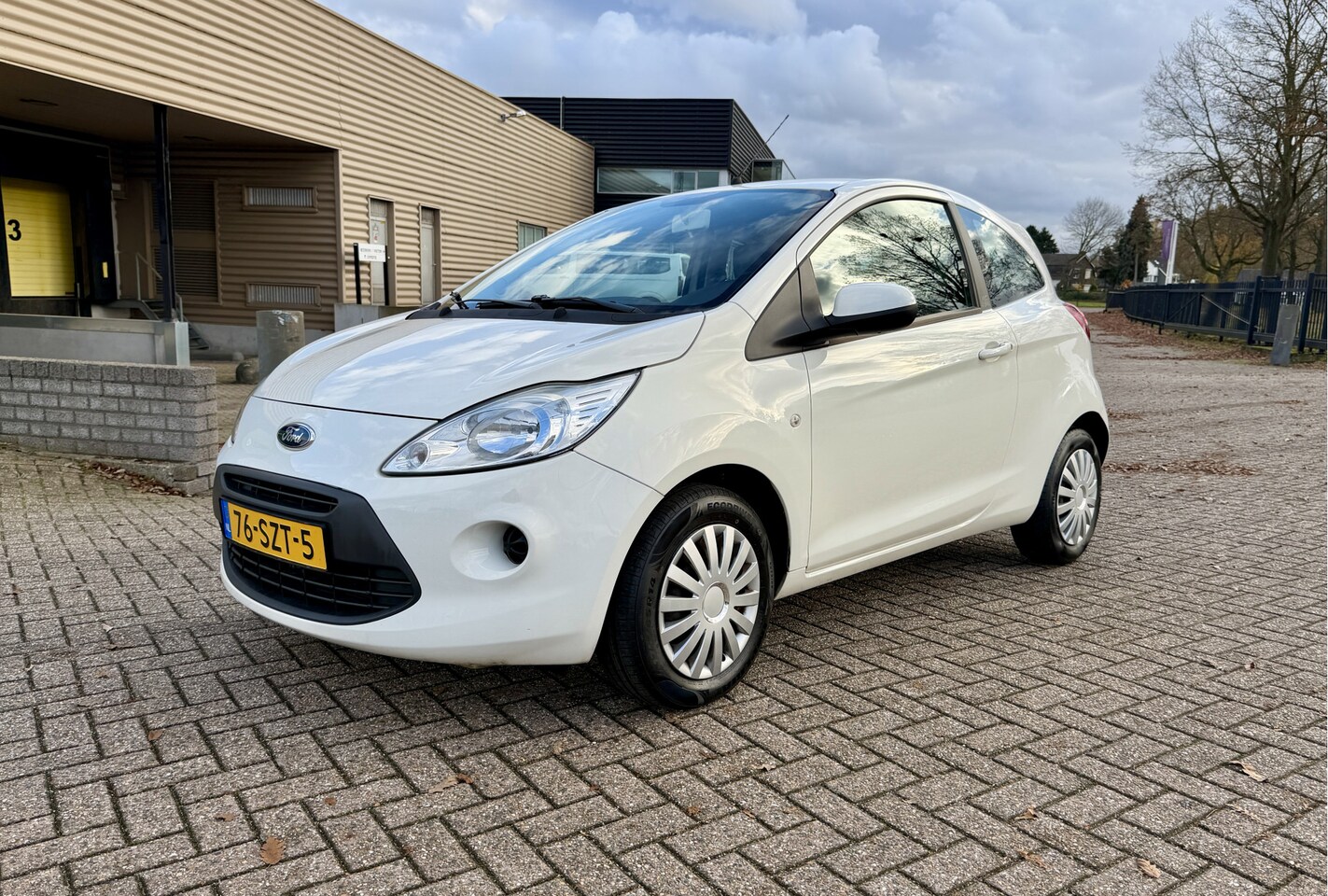 Ford Ka - 1.2 Cool & Sound start/stop [ airco,audio ] - AutoWereld.nl