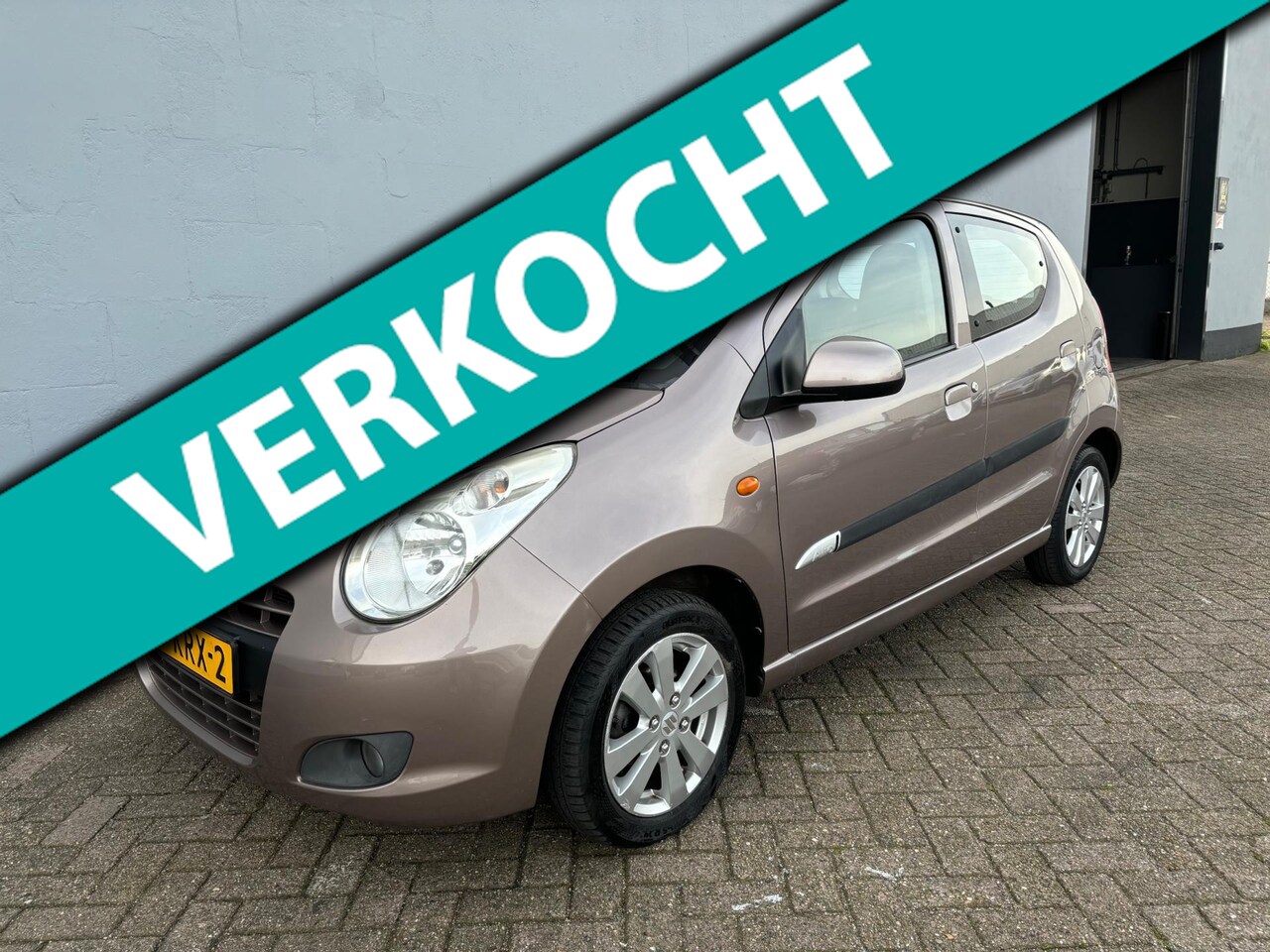 Suzuki Alto - 1.0 Exclusive 5-Deurs - Airco - LMV - AutoWereld.nl