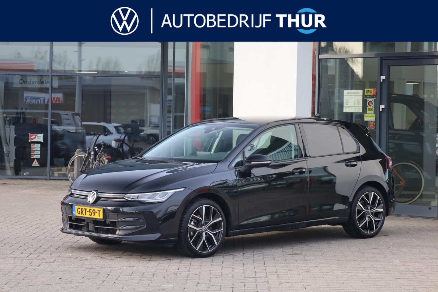 Volkswagen Golf - 1.5 TSI Oranje Edition stoelverwarming 3 zone climatronic achteruitrijcamera 18" LMV NL au - AutoWereld.nl