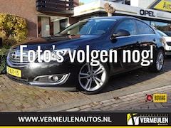 Opel Insignia - 1.4 Turbo 140PK Business+ 18"/ Navi/ Clima/ Cruise/ Winterpakket/ Xenon/ NL auto
