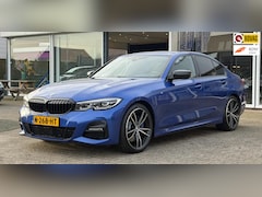 BMW 3-serie - 330i M-SPORT / LED / CARPLAY / 19" 791M STYLING / DEALER OH