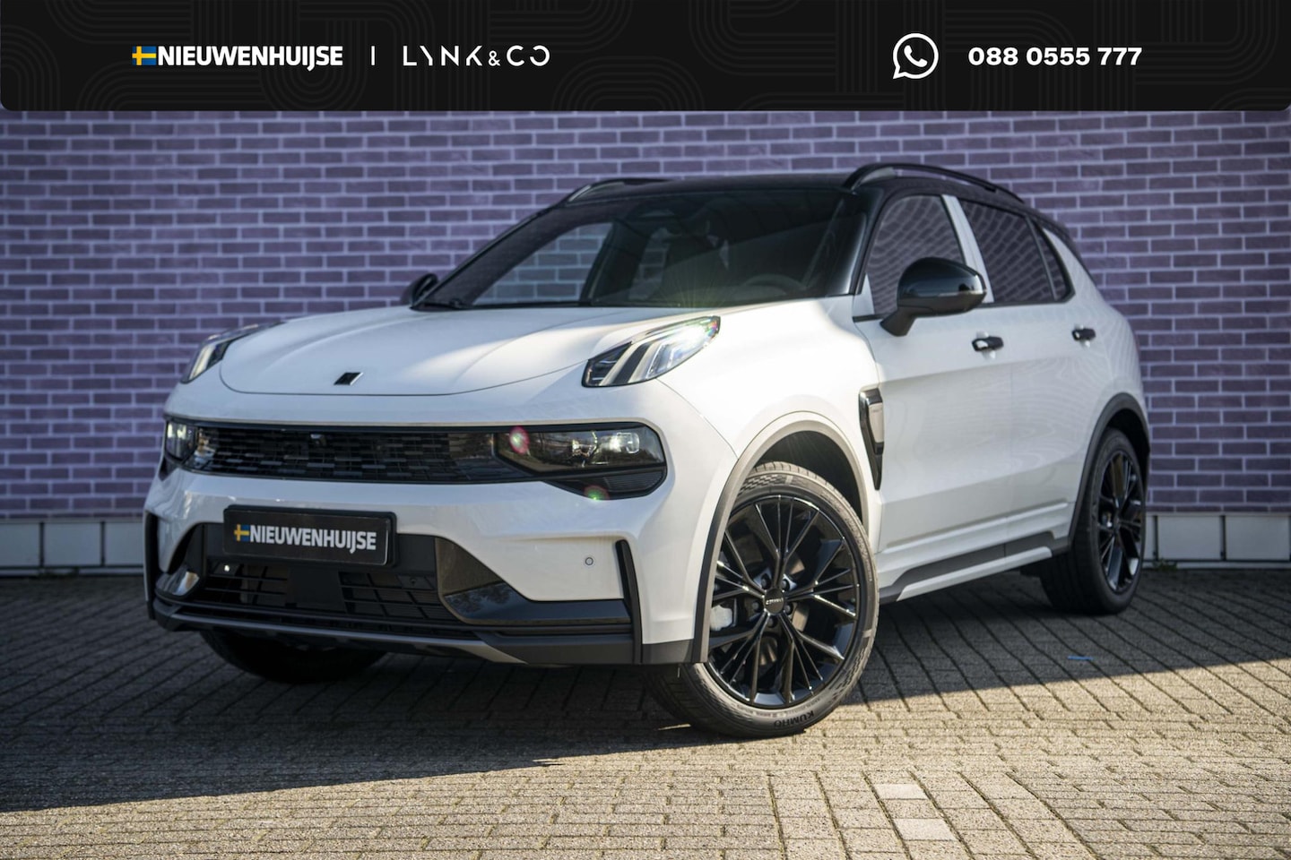 Lynk & Co 01 - 1.5 More UIT VOORRAAD LEVERBAAR | NIEUW MODEL 2025 | Chrystal White - AutoWereld.nl