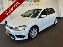 Volkswagen Golf - 1.2 TSI R-Line | Cruise control | Climate control | Achteruitrijcamera | Navigatie | Parke